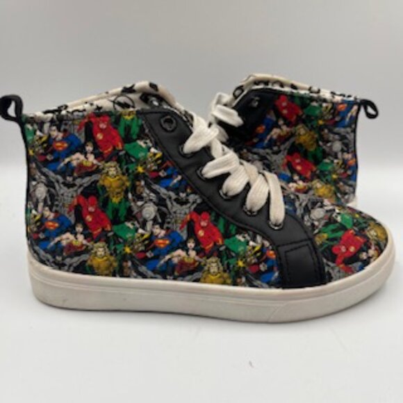 DC Superhero Collage High. Top‎ Boys Shoes Sneakers Size 3 - Picture 8 of 12